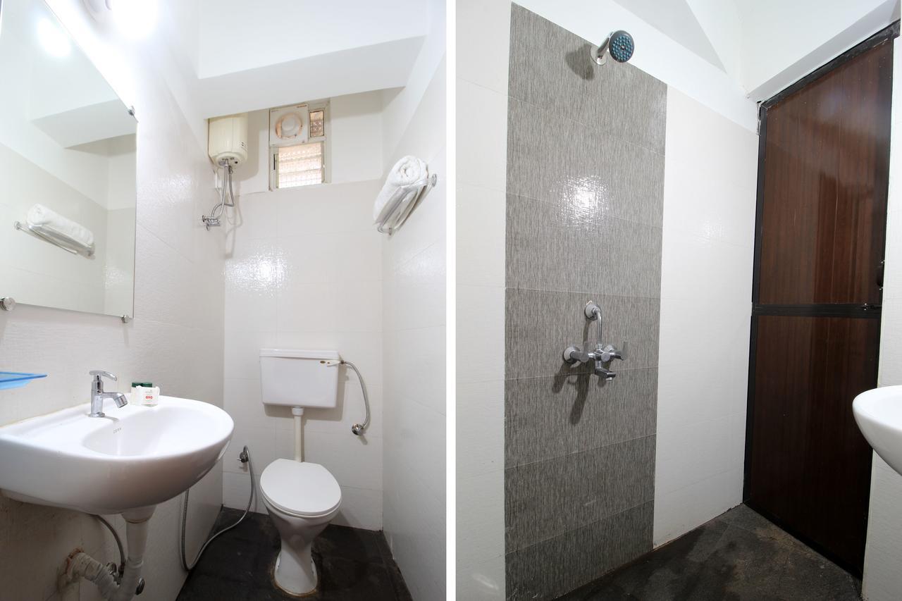 Oyo 10385 Hotel Nirmala Vilas Кандолим Екстериор снимка